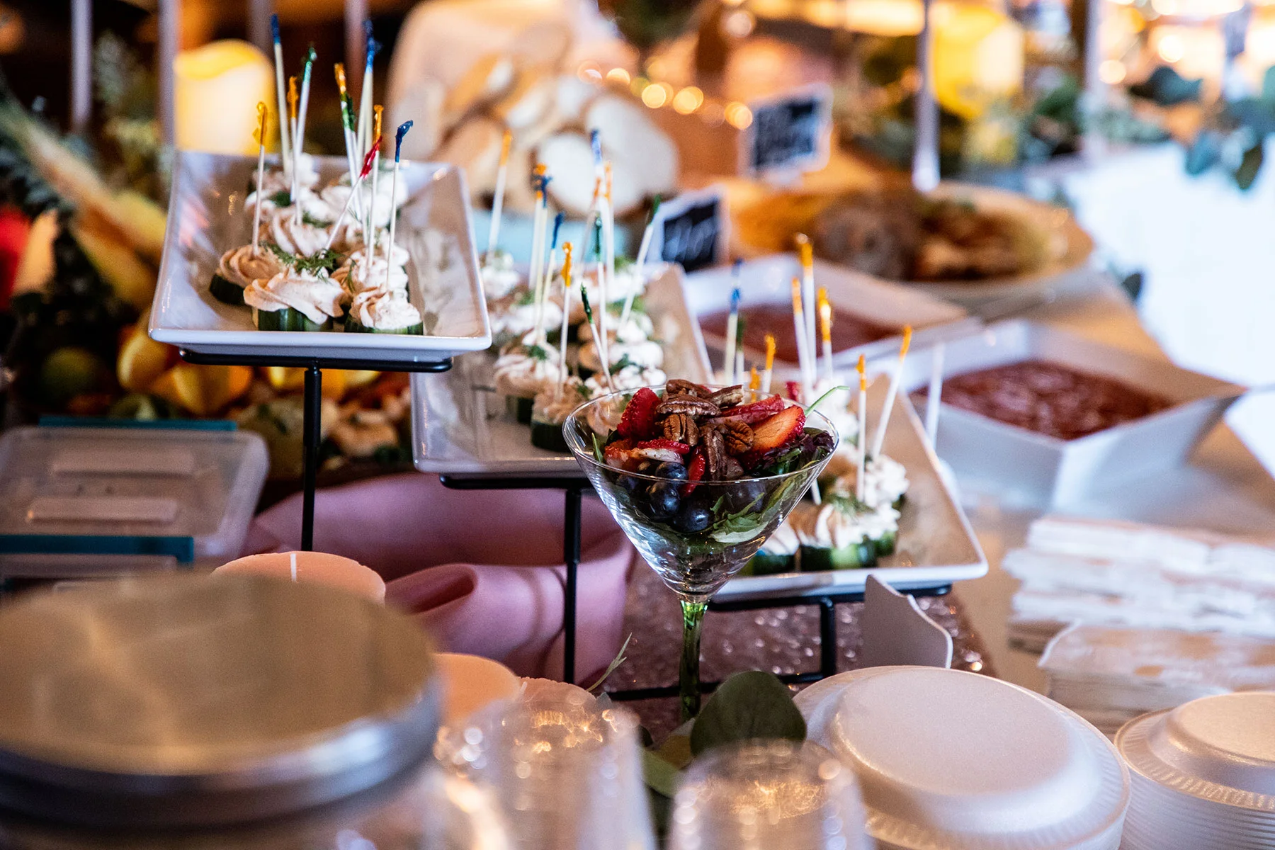 At the Pennsylvania wedding expo, guests will be treated to a lavish buffet table adorned with a tantalizing variety of delectable food options.