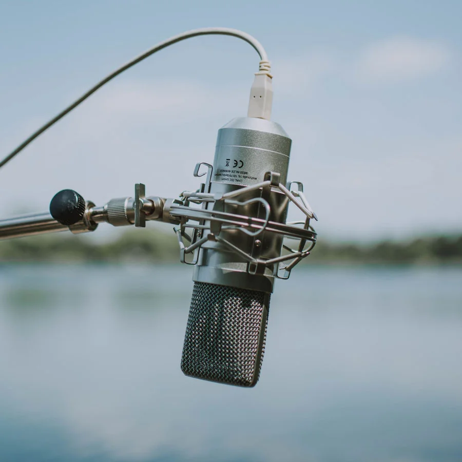 A microphone at a Pennsylvania wedding expo, in front of a lake.